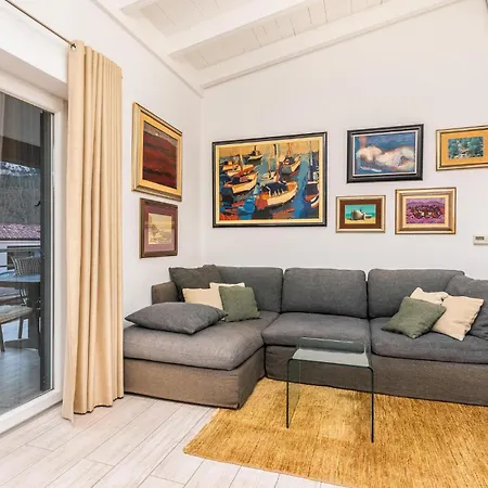 Gorgeous In With Kitchen Holiday home Jurandvor